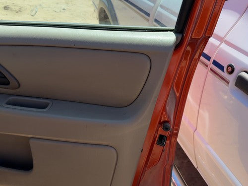 05-06 Escape Passenger Right Front Door Trim Panel With Switches Pebble Tan Ah