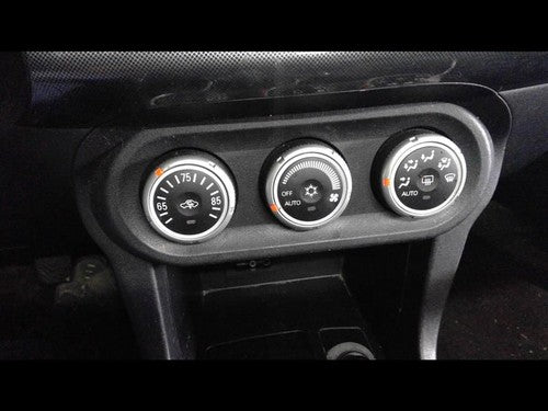 2008-2012 Mitsubishi Lancer Temperature Control With Trim Surround Panel Oem