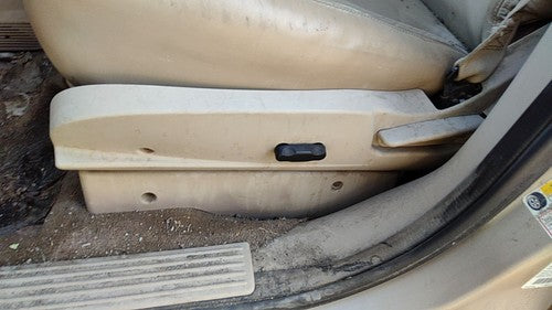 07-09 Grand Vitara Xl-7 Driver Left Side Power Seat Switch With Trim Panel Tan