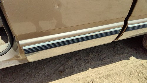 1995-1998 Silverado 2500 Driver Left Rear Moulding On Cab Panel Oem