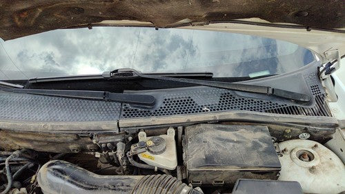 2000 Focus Station Wagon Windshield Wiper Cowl Vent Trim Panel Oem Cover