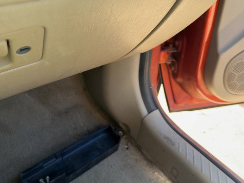 2001-2007 Ford Escape Passenger Right Lower Kick Trim Panel Oem Tan Ah