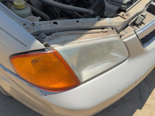 1999-2000 Mazda Protege Dx Passenger Right Head Light Oem Front Lamp