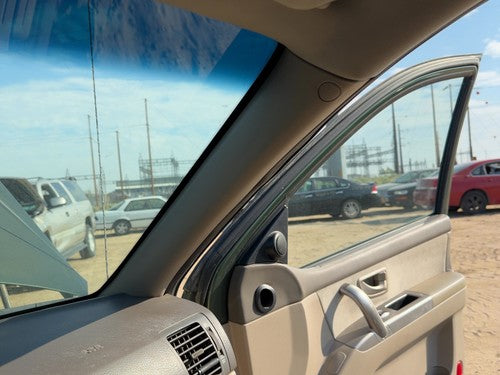 06 Kia Sorento Passenger Right A Pillar Trim Windshield Post Panel Oem Beige Fc