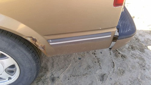 1995-2005 Chevy Astro Driver Left Rear Moulding On Quarter Panel Oem Brown