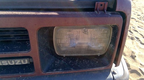 1981-1987 Isuzu Pup Pickup Driver Left Head Light Oem Front Lamp With Bracket