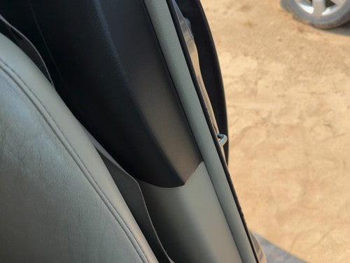 2003-2008 Infinity FX45 Driver Left Lower B-Pillar Trim Panel Willow Black