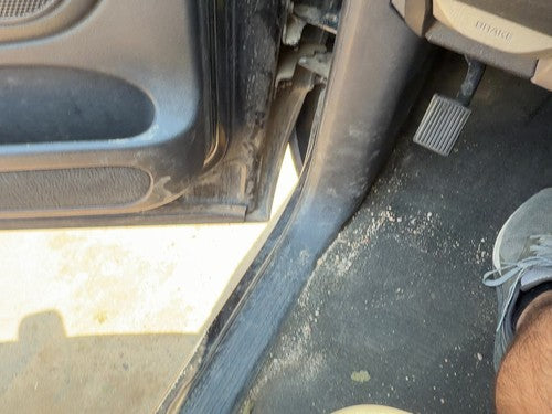 2002-2005 Dodge Ram 1500 Driver Left Lower Kick Trim Panel Oem Dark Gray V9Dv