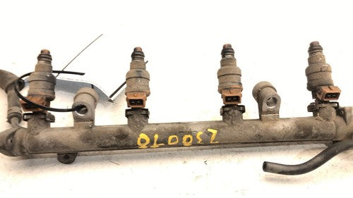 1997-2001 Hyundai Tiburon Complete Fuel Rail With Injectors Set Oem 2.0L
