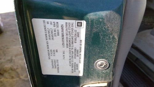 1994-1999 Chevy Suburban Passenger Corner/Park Light Side Marker 05977738