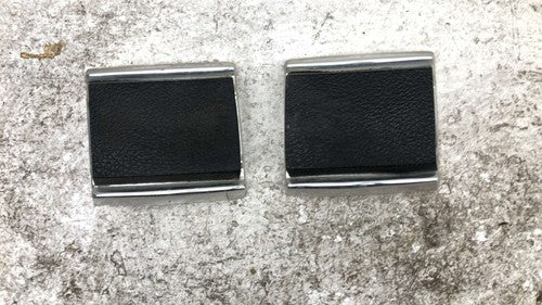 1989 Dodge D100 Driver Passenger Left Right Rear Cab Corner Mouding Pair Set Oem