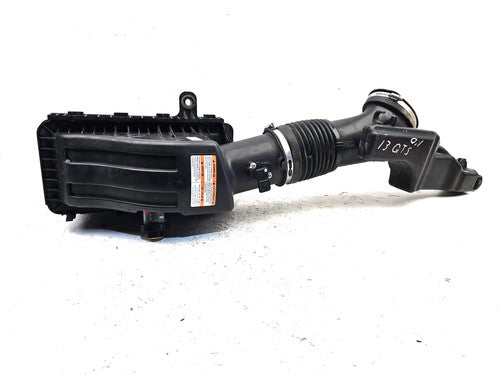 11-16 F250 Complete Air Intake Cleaner Filter Box Housing With Tube 6.7L