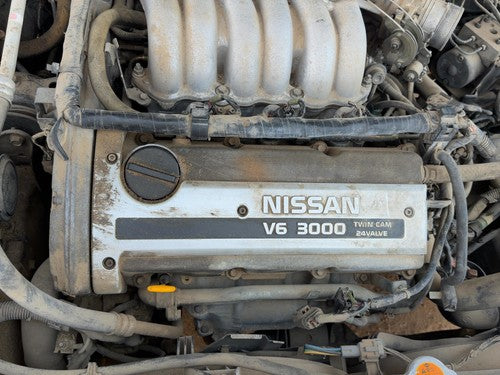 1998 Nissan Maxima Front Valve Cover Oem 3.0L