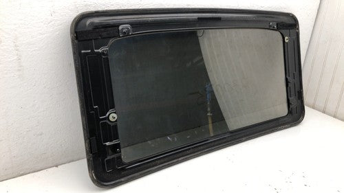 1988-1989 Mazda 929 Sun Roof Glass Oem Top Window He2369810a