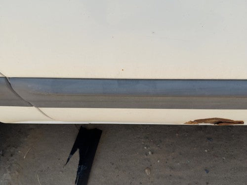 1999 Chrysler Town & Country Passenger Right Rear Moulding From Door Oem Back
