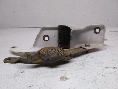 2000 Gmc Sierra 2500 Silverado Driver Left Hood Hinge Oem 5.7L