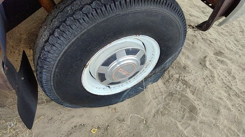1976-1991 Gmc Sierra C3500 Hub Cap Wheel Cover Set Of 4 Oem 00349094