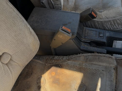 1985-1988 Nissan Maxima Passenger Right Front Seat Belt Buckle Receiver Oem Gray