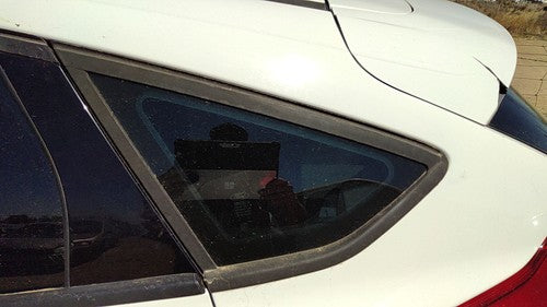 12-18 Ford Focus Ford Focus Driver Left Rear Quarter Glass Back Side Window Oem