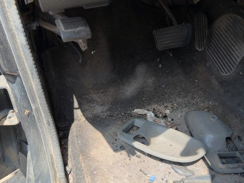 2001 Chevy S10 Blazer Parking Brake Pedal Assembly Oem Complete Emergency Unit