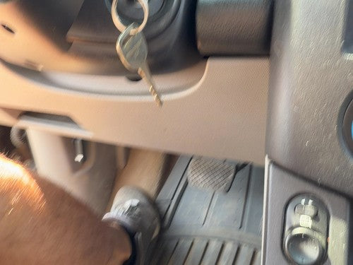 04-05 Vue Redline Lower Dash Under Column Knee Bolster Trim Panel Oem Gray 17D