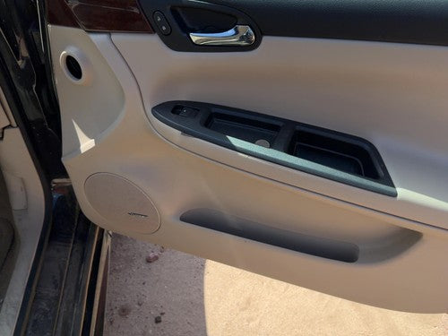 09-11 Impala Passenger Right Front Door Trim Panel With Switches Neutral 522