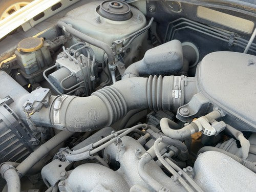 05-07 Legacy Outback Air Intake Cleaner Filter Box Housing With Tube 2.5L