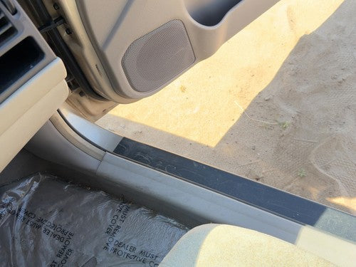 01-06 Elantra Passenger Right Lower Sill Step Moulding Trim Panel Oem Gray Ze