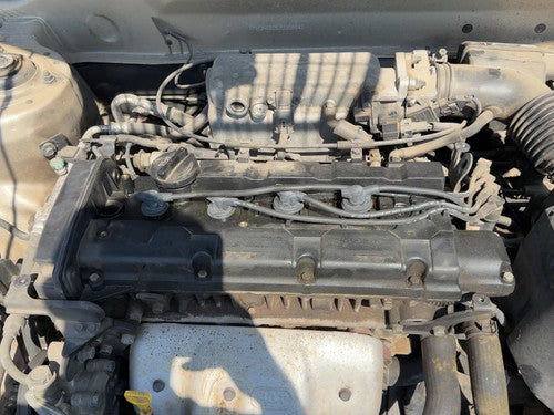 2001-2002 Hyundai Elantra Valve Cover Oem 2.0L 2240023510