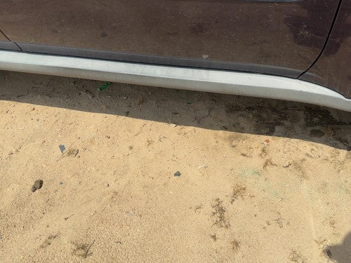 06-09 Chevy Equinox Passenger Right Lower Rocker Panel Moulding Side Skirt Oem