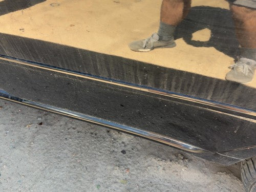 06-07 M35X Driver Left Rear Moulding From Door Oem Back Black Obsidian Kh3