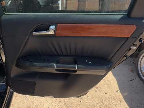 06-07 M35X Passenger Right Rear Door Trim Panel With Switches Back Wood Graphite