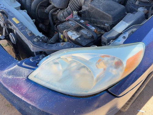 2003-2008 Toyota Matrix Xr Driver Left Head Light Oem Front Lamp 8115002220