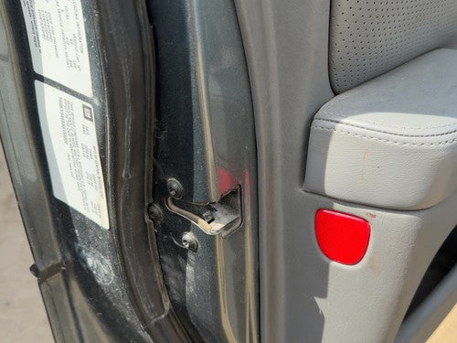 98-04 Seville Driver Left Front Door Latch With Rods/Cables Oem Sedan 4 Door