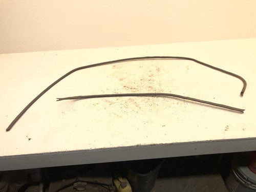 1971 Datsun Nissan 240Z Passenger Right Door Plastic Moulding Trim Strip Oem