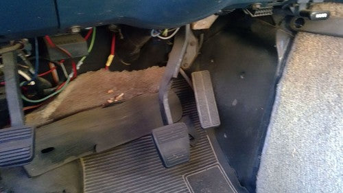1985-1991 Chevy G20 Van Complete Brake And Gas Pedal Assembly Oem