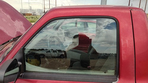 1998-2001 Mazda B2500 Driver Left Front Side Window Door Glass Oem 1F6058510