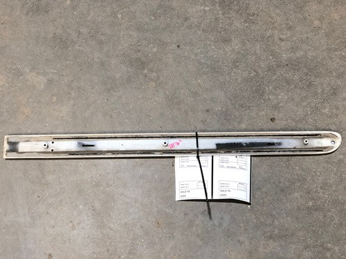 00-03 Sentra Passenger Right Rear Moulding On Door Back Trim Strip White Qm1