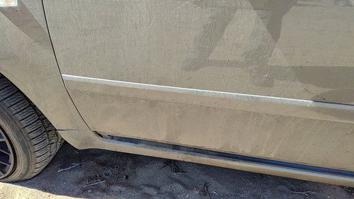 1998-2004 Audi A6 Driver Left Front Moulding From Door Oem Trim Strip 3.0L Gold