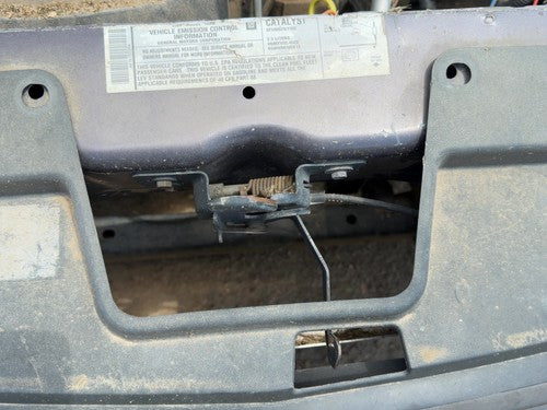 2005-2010 Chevy Cobalt Hood Latch Assembly With Bracket Oem 15934804
