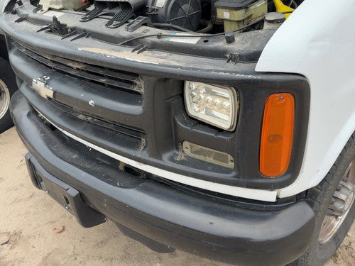 1996-2002 Chevy Express Van 2500 Front Grille Assembly Oem 15037241