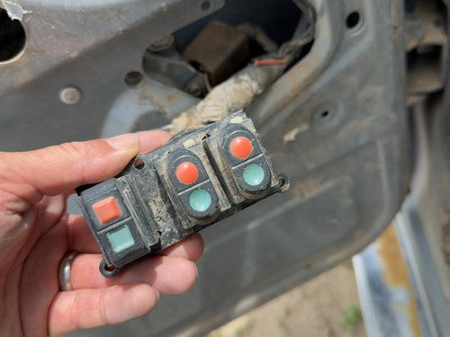 1987-1991 Ford F150 Pickup Driver Left Power Window Master Switch E7TZ14529A