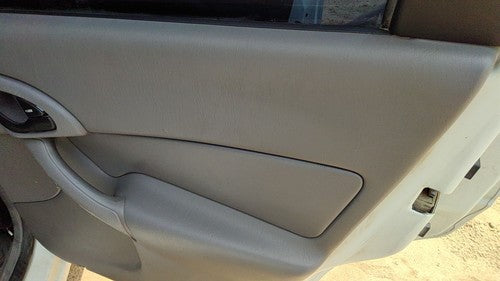 00-03 Focus Station Wagon Passenger Right Rear Inside Door Trim Panel Switches