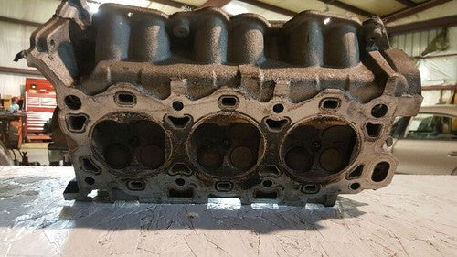 1995-2000 Ford Contour Passenger Cylinder Head 6 Cylinder 2.5L F7rz6049ca