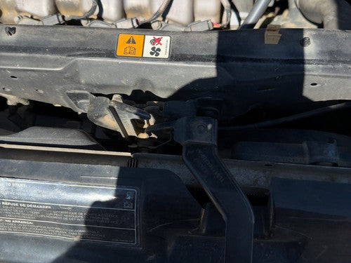 2001-2007 Ford Escape Hood Latch Assembly With Bracket Oem 5L8Z16138Ba