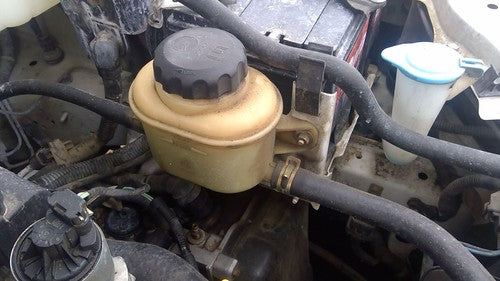 2004-2008 Suzuki Forenza Power Steering Reservoir Fluid Tank Bottle 2.0L Dohc At
