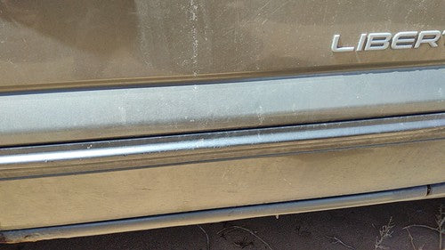 02-07 Liberty Passenger Right Front Moulding From Door Oem Trim Strip Khaki Pjc