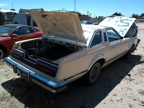 1977 Ford Thunderbird 5.8L Egr Valve Assembly With Throttle Body Spacer Oem