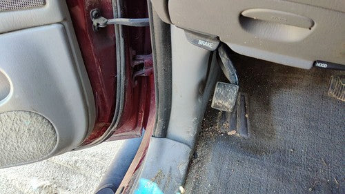 1997-2002 Ford Expedition Driver Left Lower Kick Trim Panel Oem Gray F2
