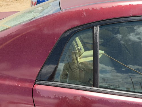 2004-2005 Acura TL Right Rear Vent Window Glass with Frame OEM 3.2L 73405SEPC00
